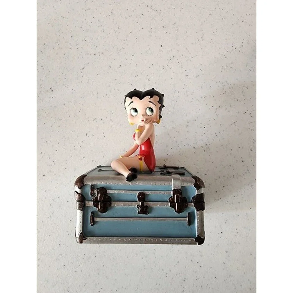 Betty Boop Sitting on Trunk Red Strapless Mini Trinket Dish 1998